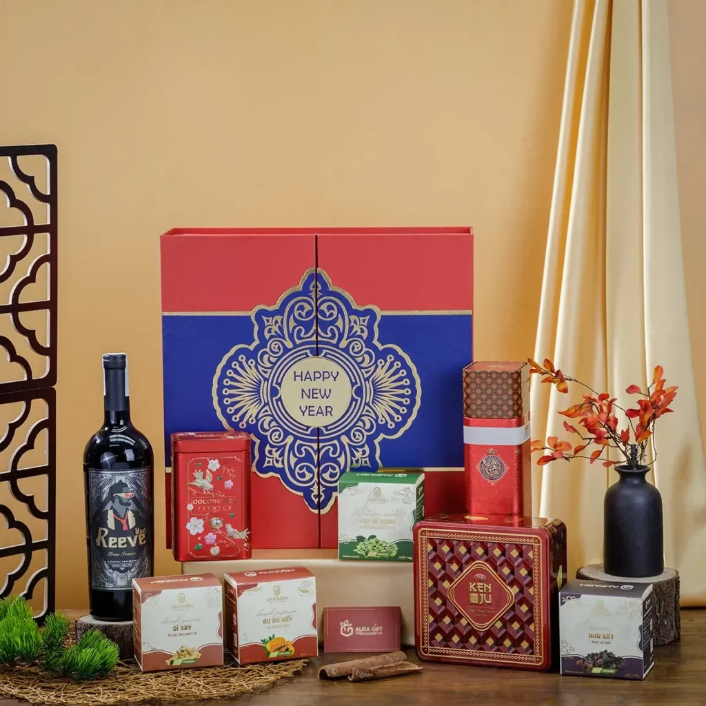 Hộp quà Noel doanh nghiệp 2 cánh đỏ navy chữ Happy New Year kèm túi giấy